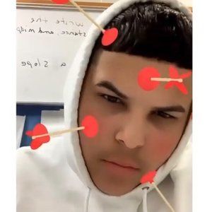 Meet your Posher, Carlos